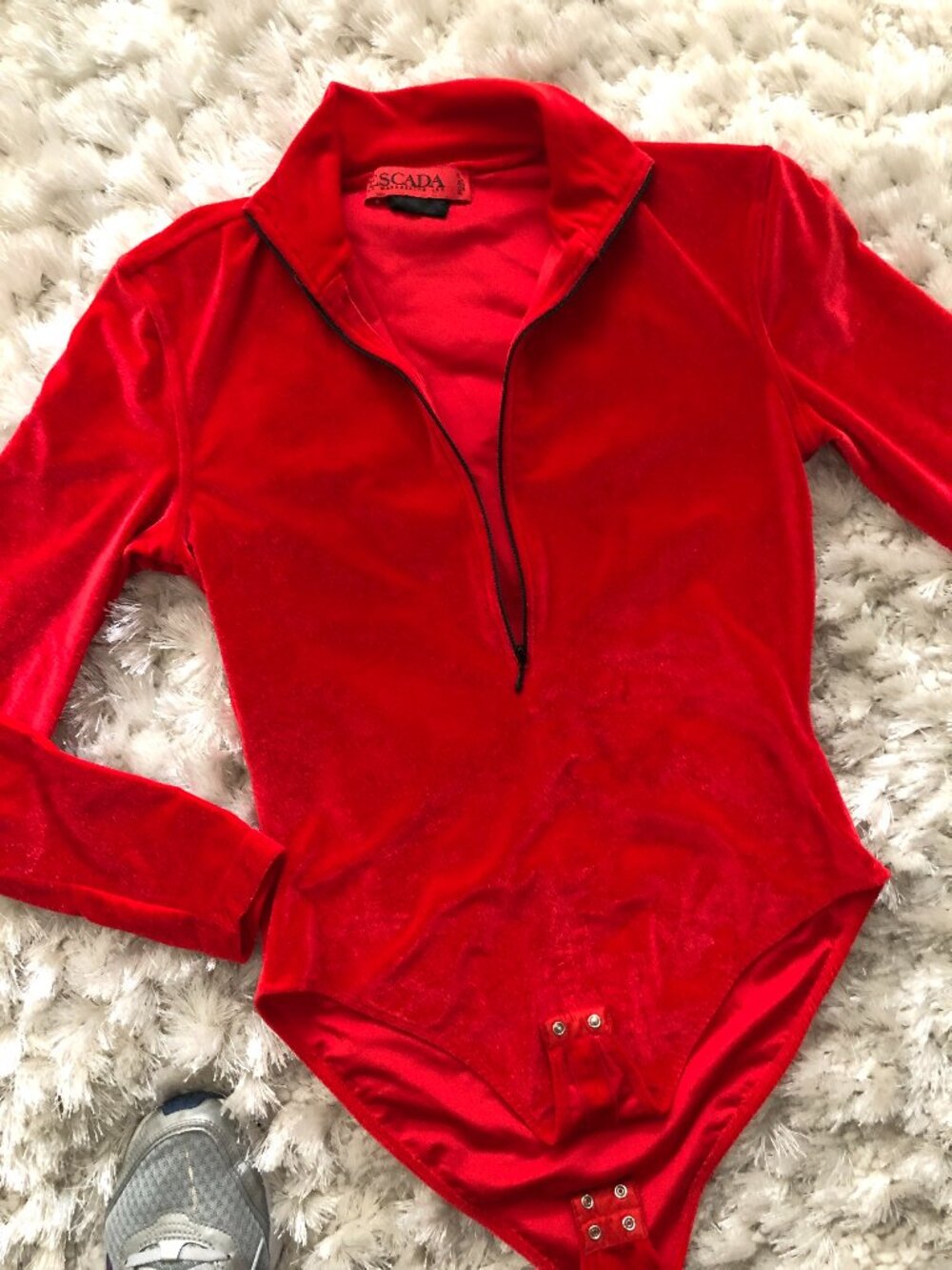 ESCADA BODYSUIT VINTAGE 4P red velvet_half zip_mock turtleneck
